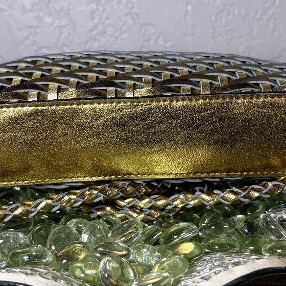 Allen Edwards Elegant Woven Gold and Brown Vegan leather Women's Bag - Picture 3 of 7